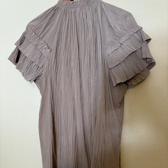 Chico's Taupe Short Sleeve - Picture 2 of 4